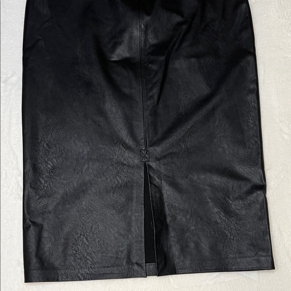 Blank NYC Deep Talks Faux Leather Midi Skirt Size 29 NEW - Picture 7 of 9